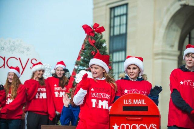 Dominion Christmas Parade 2016